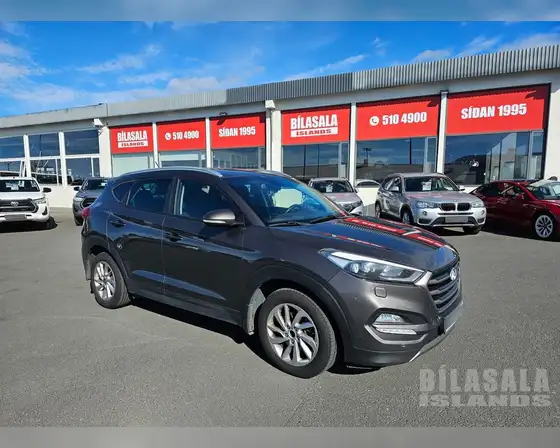 HYUNDAI TUCSON AWD