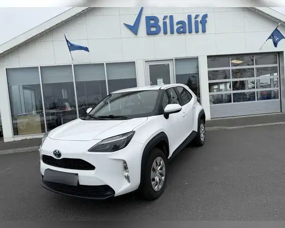 TOYOTA YARIS CROSS HYBRID AT