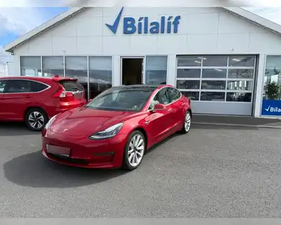 TESLA MODEL 3 LONG RANGE