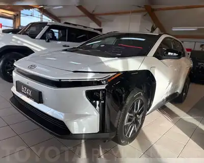 TOYOTA BZ4X GX PLUS FWD