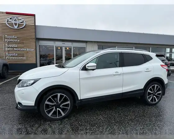 NISSAN QASHQAI TEKNA