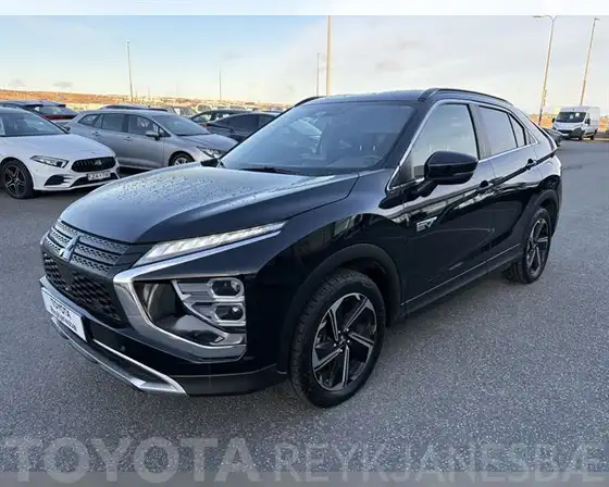 MITSUBISHI ECLIPSE CROSS PLUG-IN