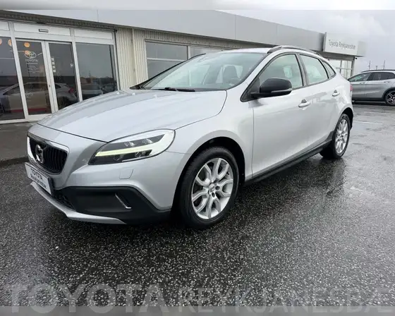 VOLVO V40 CROSS COUNTRY