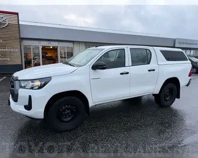 TOYOTA HILUX DOUBLE CAB LX 6 GÍRA