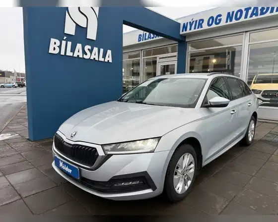 SKODA OCTAVIA AMBITION