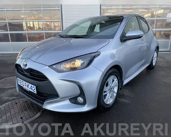 TOYOTA YARIS ACTIVE HYBRID