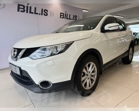 NISSAN QASHQAI AWD KRÓKUR
