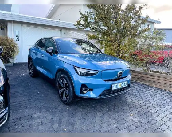 VOLVO C40