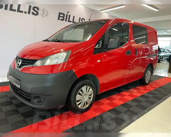 NISSAN NV200 CAMPER