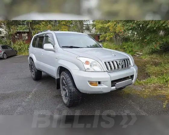 TOYOTA LAND CRUISER 120