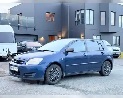 TOYOTA COROLLA