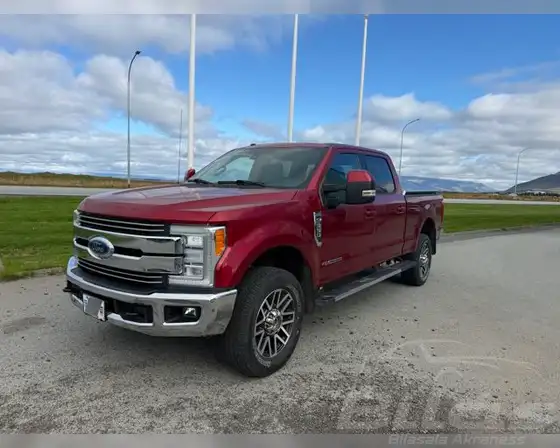 FORD F350 LARIAT