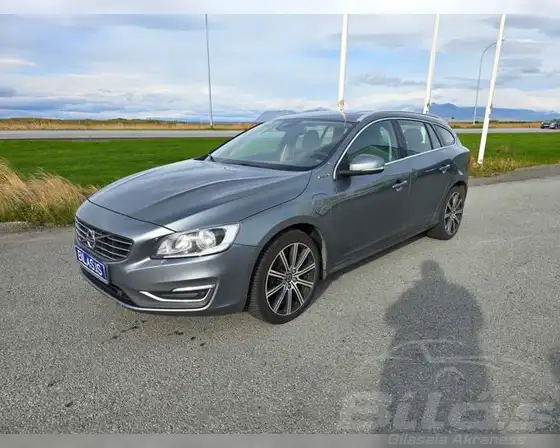 VOLVO V60 TWIN ENGINE