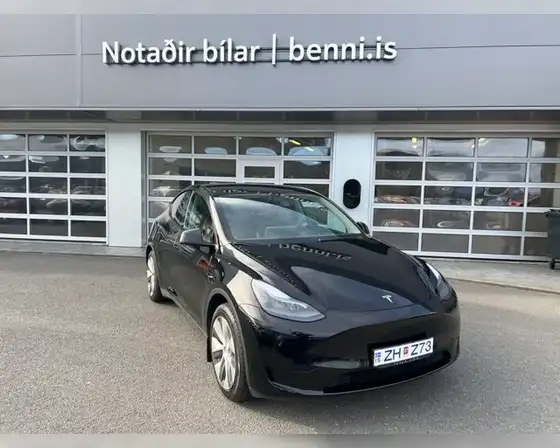 TESLA MODEL Y SR