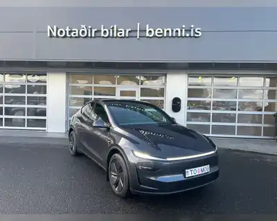 TESLA MODEL Y PREMIUM LONG RANGE AWD