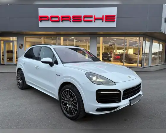 PORSCHE CAYENNE E-HYBRID
