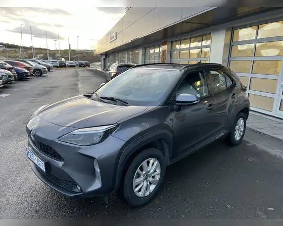 TOYOTA YARIS CROSS HYBRID