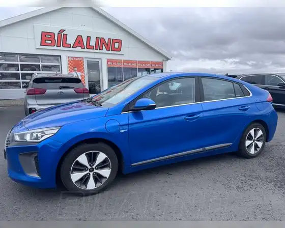 HYUNDAI IONIQ PLUG IN