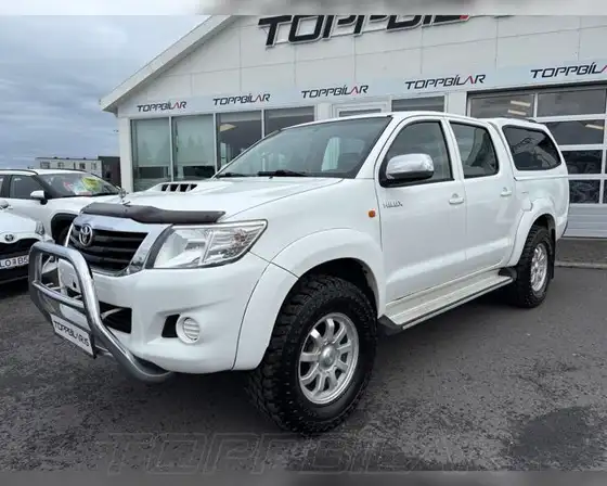 TOYOTA HILUX DOUBLE CAB DLX "33