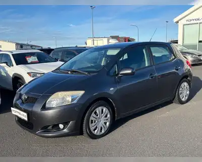TOYOTA AURIS SOL MM