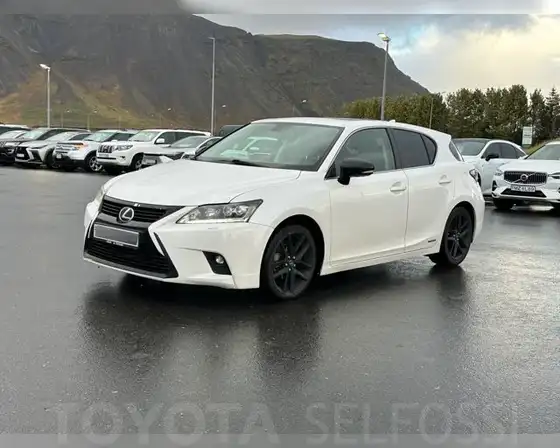 LEXUS CT200H