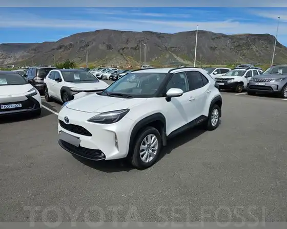 TOYOTA YARIS CROSS ACTIVE AWD