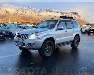 TOYOTA LAND CRUISER 120 VX