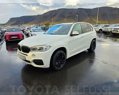 BMW X5 XDRIVE40E M PACK