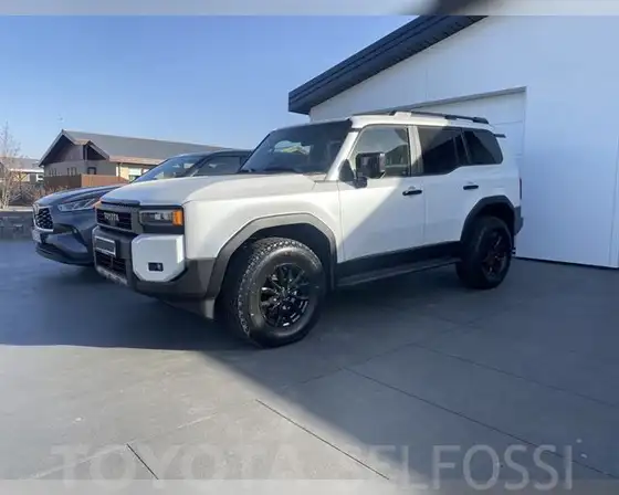 TOYOTA LAND CRUISER 250 GX PLUS