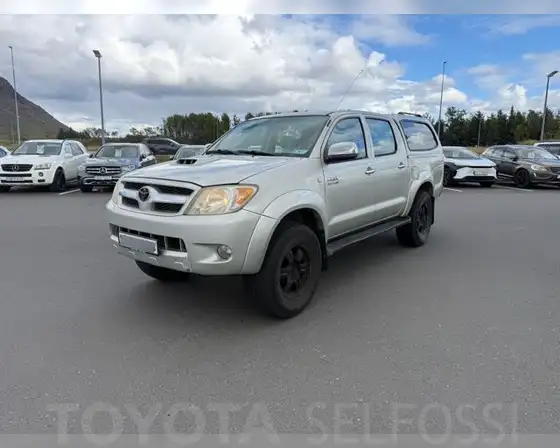 TOYOTA HILUX DOUBLE CAB GX