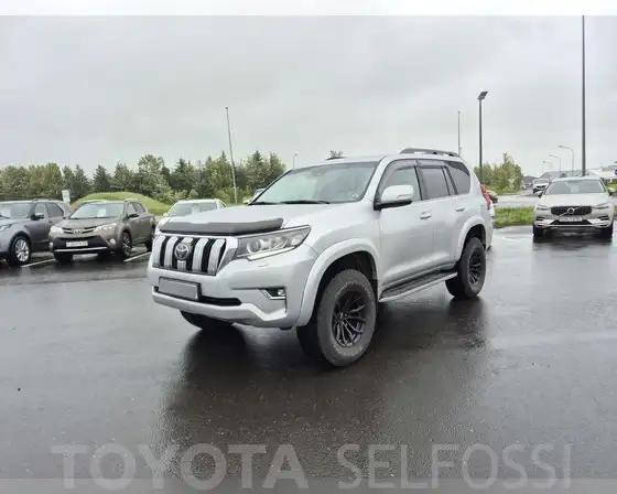 TOYOTA LAND CRUISER 150 VX