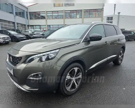 PEUGEOT 5008 GT-LINE