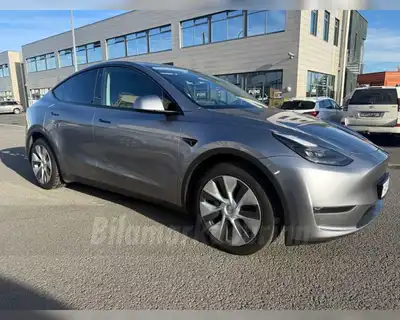 TESLA MODEL Y LONGE RANGE