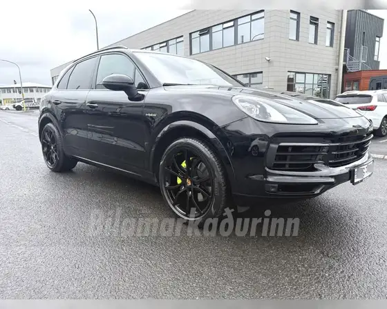 PORSCHE CAYENNE E-HYBRID