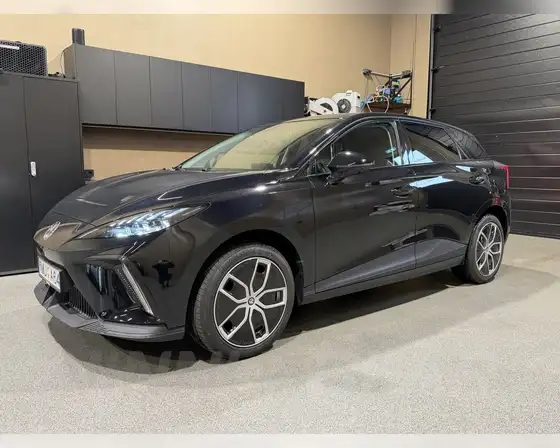 MG MG4 ELECTRIC LUXURY 77KWH