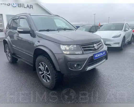 SUZUKI GRAND VITARA PREMIUM