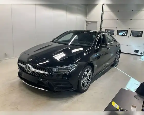 MERCEDES-BENZ CLA 250 E AMG-LINE COUPÉ