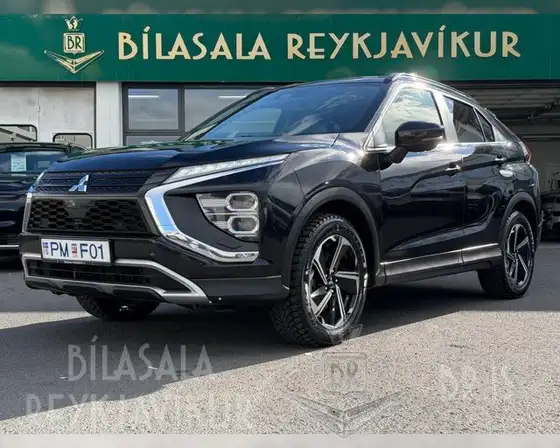 MITSUBISHI ECLIPSE CROSS INTENSE+