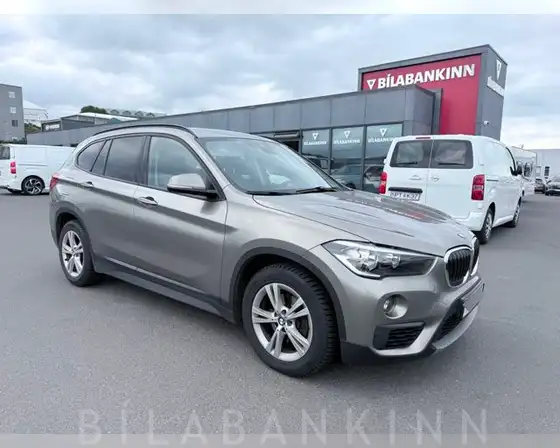 BMW X1 XDRIVE18D