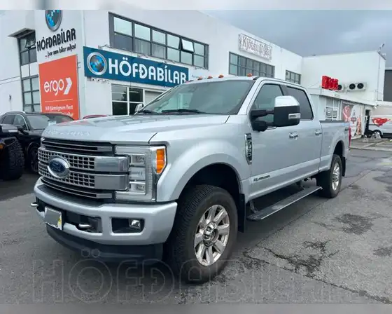 FORD F350 PLATINUM SUPER DUTY