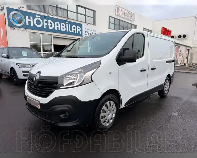 RENAULT TRAFIC