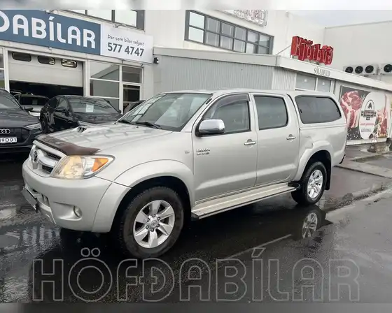 TOYOTA HILUX DOUBLE CAB M/KRÓK