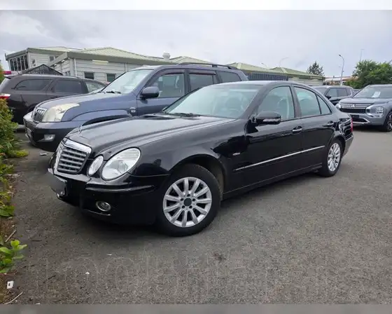 MERCEDES-BENZ E 200 NGT ELEGANCE