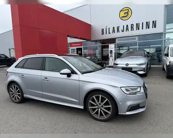 AUDI A3 SPORTBACK E-TRON