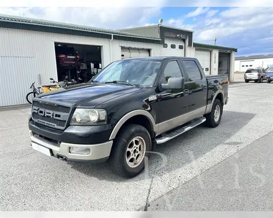 FORD F150 SUPER CREW