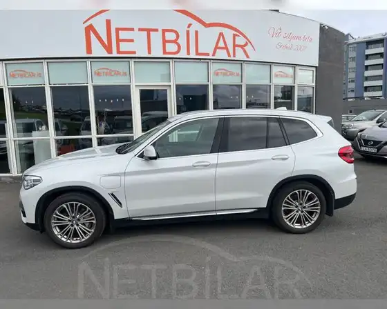 BMW X3 XDRIVE30E LUXURY LINE