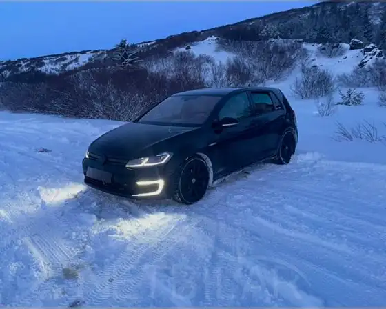 VW GOLF E-GOLF
