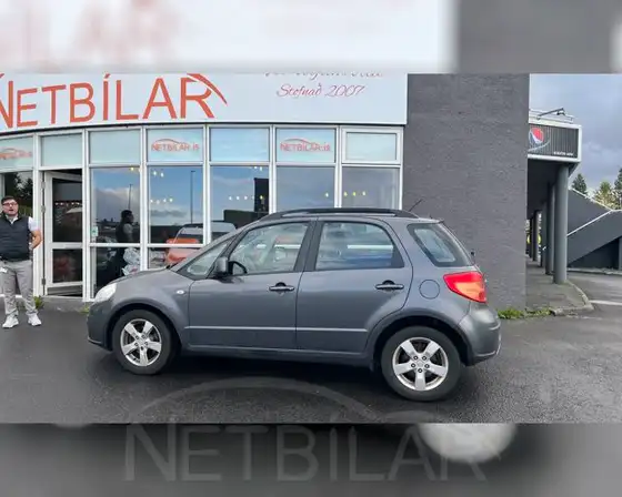 SUZUKI SX4
