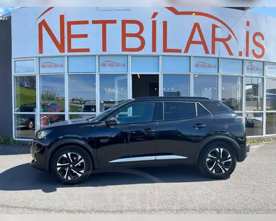 PEUGEOT 2008 E GT