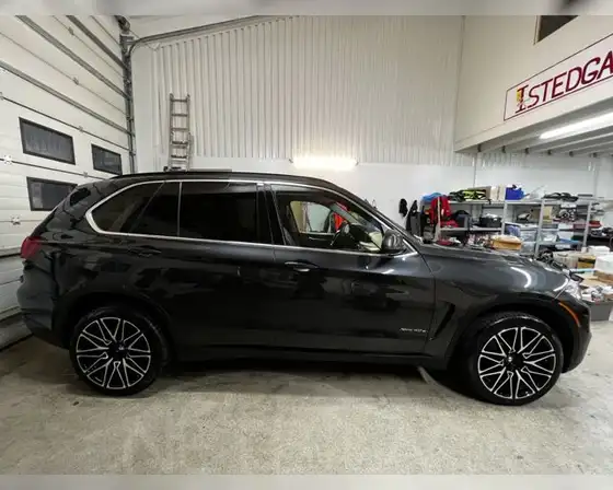 BMW X5 XDRIVE40E MPACK